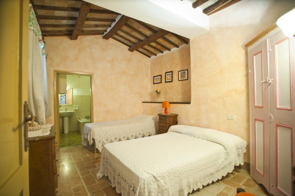 フォリーニョ Casa Castellinaゲストハウス 部屋 写真